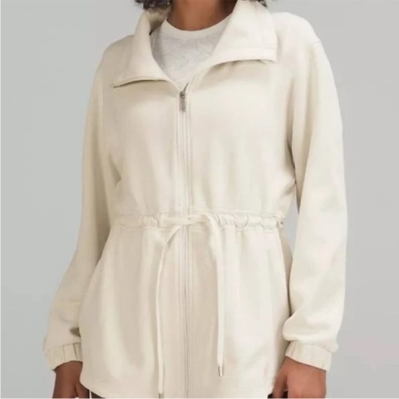 Lululemon athletica Softstreme Cinch-Waist Jacket - Opal Size 6 Like New - Picture 2 of 8